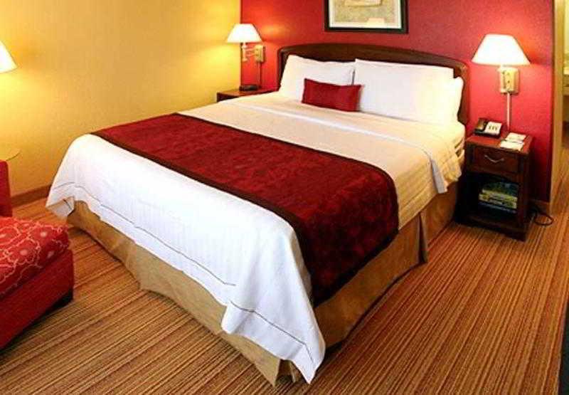 Courtyard By Marriott Rock Hill Quarto foto